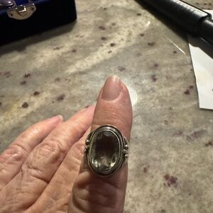 Elegant Silver Silver oval passionate (green amethyst)Ring size 8